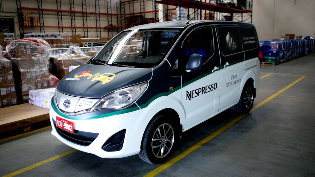 Furgão 100% elétrico BYD