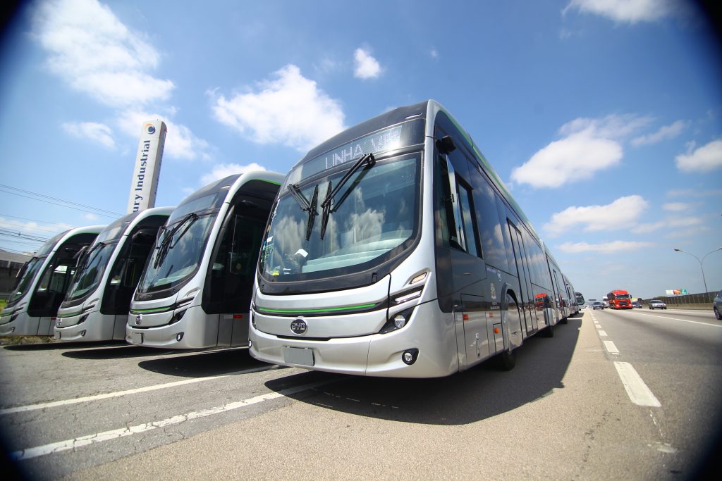 ônibus elétricos BYD