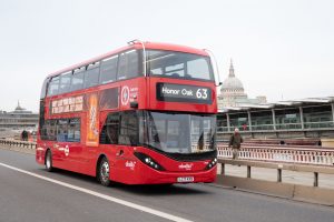 BYD ADL Enviro400EV na Rota 63 em Londres