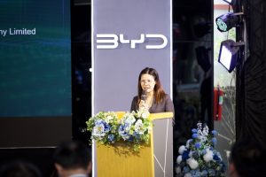 Discurso de Jessie Lin, Gerente Regional da BYD Laos