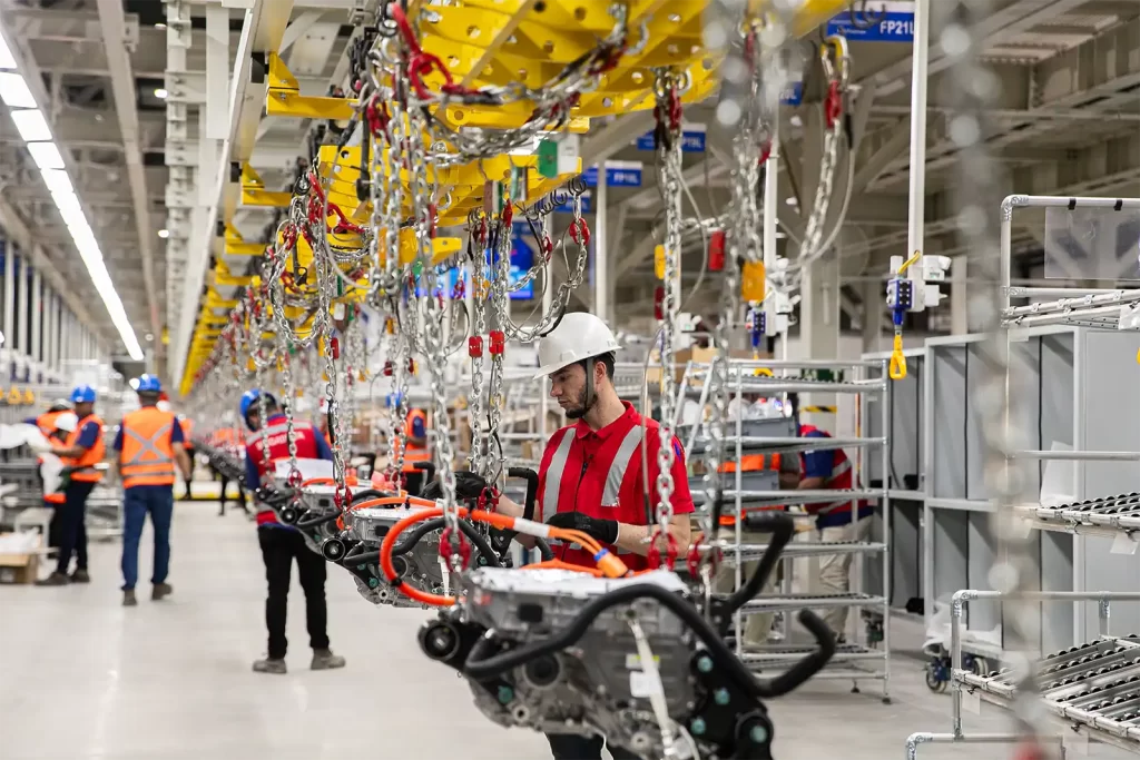 BYD Camaçari 2 mil trabalhadores