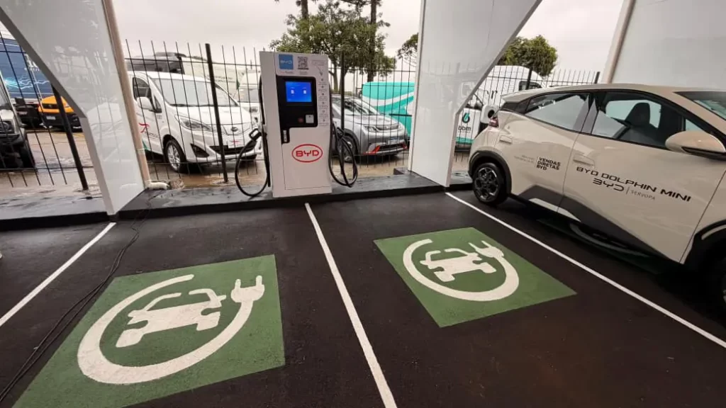 BYD eletroposto sul - imagem interna