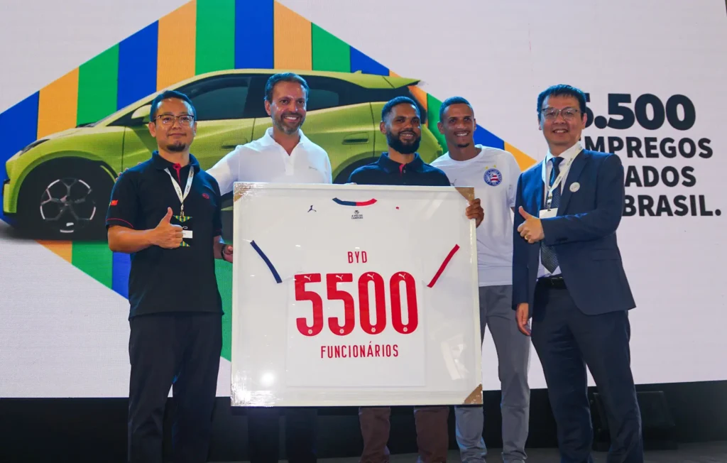 BYD celebra marcos históricos em Camaçari